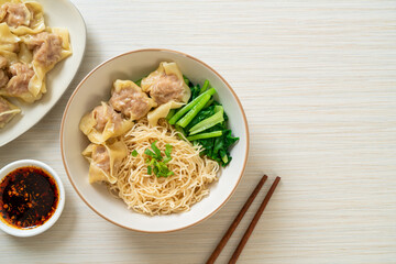 dried egg noodles with pork wonton or pork dumplings without soup