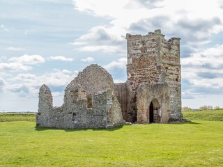 Fototapeta na wymiar the ruins of Knowlton Church England