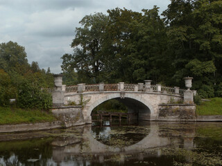 Fototapeta premium old stone bridge in the park