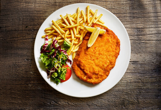 Cordon Bleu, Schnitzel mit Pommes Frites