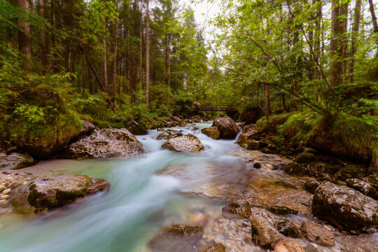 Bach im Wald bei Ramsau