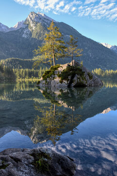 See, Hintersee, Ramsau, Berchtesgaden, Berchtesgadener Land, Malerwinkel, Ferchensee, Forchensee, Ramsauer Ache, Hochkalter,  Oberbayern, Wasser, Spiegelglatt, Spiegelbild, spiegeln, Oberfl&auml;che,  Somm