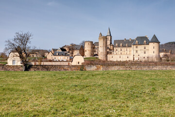 Fototapeta na wymiar Château de Bournazel dans le département de l'Aveyron en Occitanie - Rouergue - France