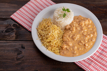 Refeição - Prato Feito - Arroz, batata palha e strogonoff de camarão