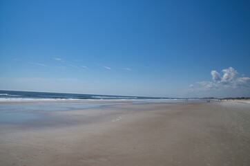 People relaxing on the beautiful beaches with white sand in Florida