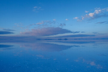 南米ボリビアのウユニ塩湖の風景