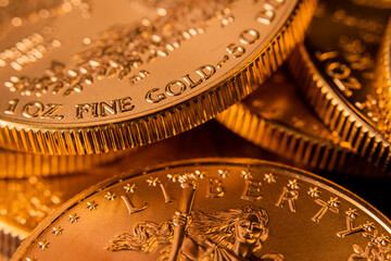 100% Pure Gold Coin Bullion U.S. Eagle Mint © Eric
