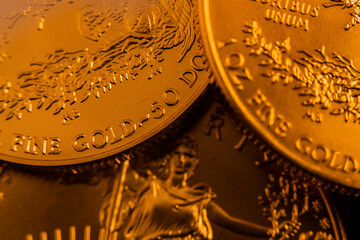 100% Pure Gold Coin Bullion U.S. Eagle Mint © Eric