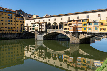 Obraz premium Firenze, Ponte Vecchio e il fiume Arno