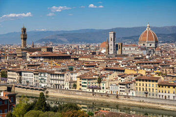 Fototapeta na wymiar Firenze, panorama della città visto dal Piazzale Michelangelo 