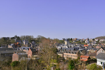 Veules-les-Roses (76980) par dessus les toits, département de Seine-Maritime en région Normandie, France