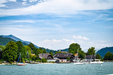 Obraz premium boats on the lake