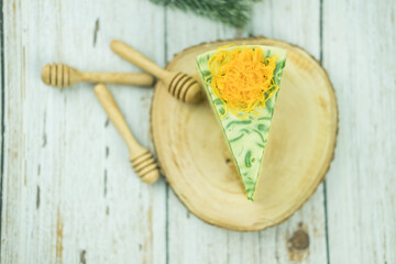 Delicious cake make from Lod Chong topping with Foi thong