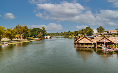 Fototapeta na wymiar kwai river thailand