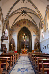 Innnenansicht Katholische Pfarrkirche Herz Jesu Schlangenbad in Rheingau-Taunus-Kreis / Hessen	