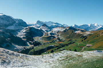 Fototapeta na wymiar Mountains in Adelboden, Switzerland