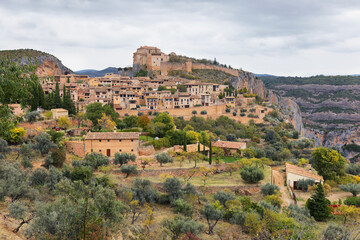 Fototapeta premium Alquezar, a beautiful medieval village in Huesca, Spain