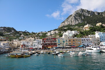 Fototapeta na wymiar Harbor of Capri, Italy