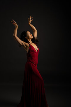 flamenco dancer dramatic dance photos