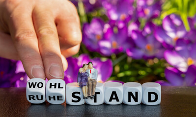 Würfel bilden die Ausdrücke 