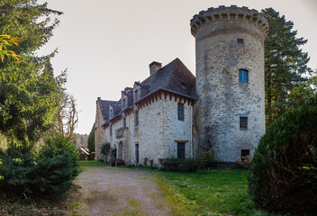 Fototapeta na wymiar Favars (Corrèze, France) - Vue panoramique du château