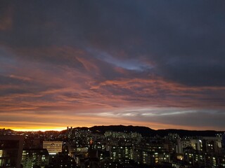 Fototapeta premium sunset over the city