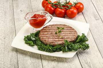 Grilled beef cutlet for burger
