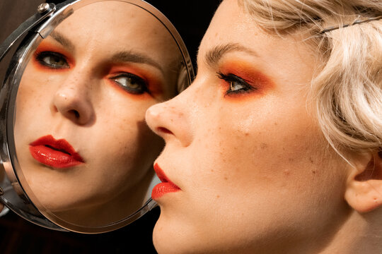 evening makeup. Take the colors and become what you want.