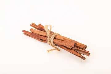 Aroma Cinnamon stick heap isolated