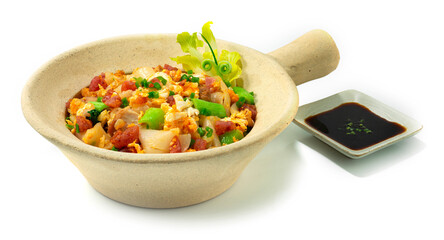 Stir Fried Rice Noodles with chicken in Clay Pot