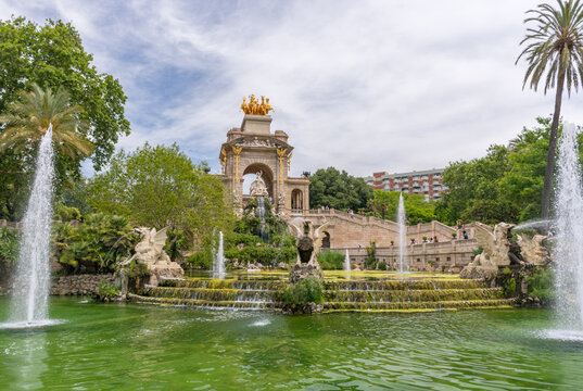 Brunnen "Font de la Cascada" in Barcelona. Park "Parc de la Ciutadella". Barcelona, Spanien.