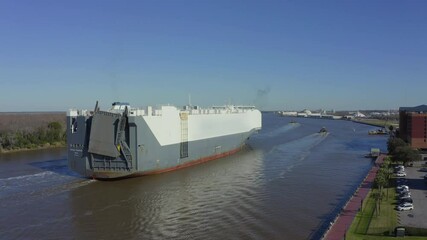 Freightliner on Savannah River