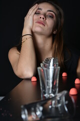 Femme fatiguée de l'alcool
