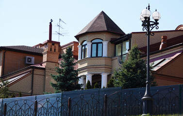 Elite mansion on Obolonskaya embankment
