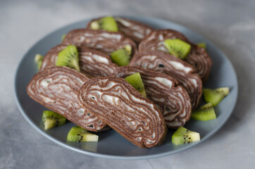 Pancakes with a filling for lunch or breakfast