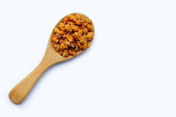 Fried peanuts with sugar and sesame seeds