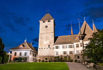 Fototapeta na wymiar Spiez Castle in Switzerland