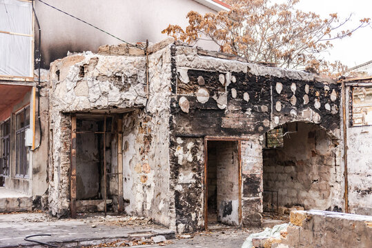 Consequences of the fire of shopping malls. Burnt-out market near the Feodosiya embankment. All that remains after the fire.