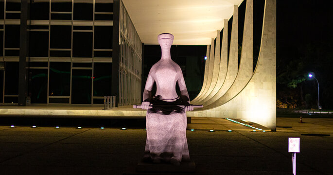 Supremo Tribunal Federal - STF. Justi&ccedil;a brasileira, Suprema Corte, Constitui&ccedil;&atilde;o. O STF &eacute; &oacute;rg&atilde;o m&aacute;ximo do sistema judici&aacute;rio brasileiro. Bras&iacute;lia, Distrito Federal - Brasil. 11, de Abril de 2021.	