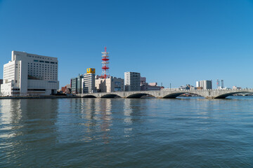 Fototapeta na wymiar 新潟市の万代橋