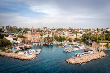 Fototapeta na wymiar city harbor of Antalya, Turkey