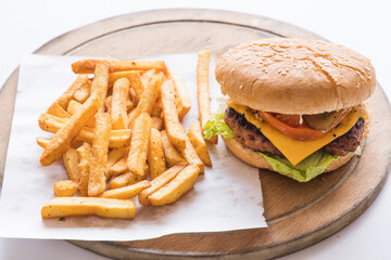 delicious hamburgers and chips