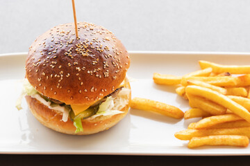 delicious hamburgers and chips