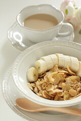 chopped banana and corn flake for healthy breakfast