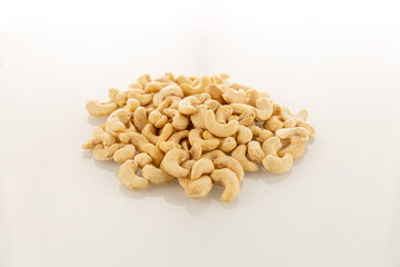 many cashew reechs on a white background