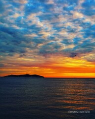 Naklejka premium sunset over the sea Istanbul