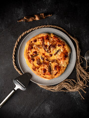 pizza con jamón y queso