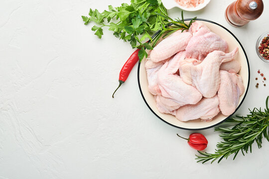 Raw Chicken Wings Images – Browse 19,353 Stock Photos, Vectors, and Video |  Adobe Stock