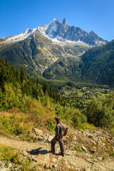 Fototapeta na wymiar Hiking in French Alps