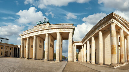 Fototapeta na wymiar Panoramic image of Brandenburg Gate in Berlin, Germany, on a bri